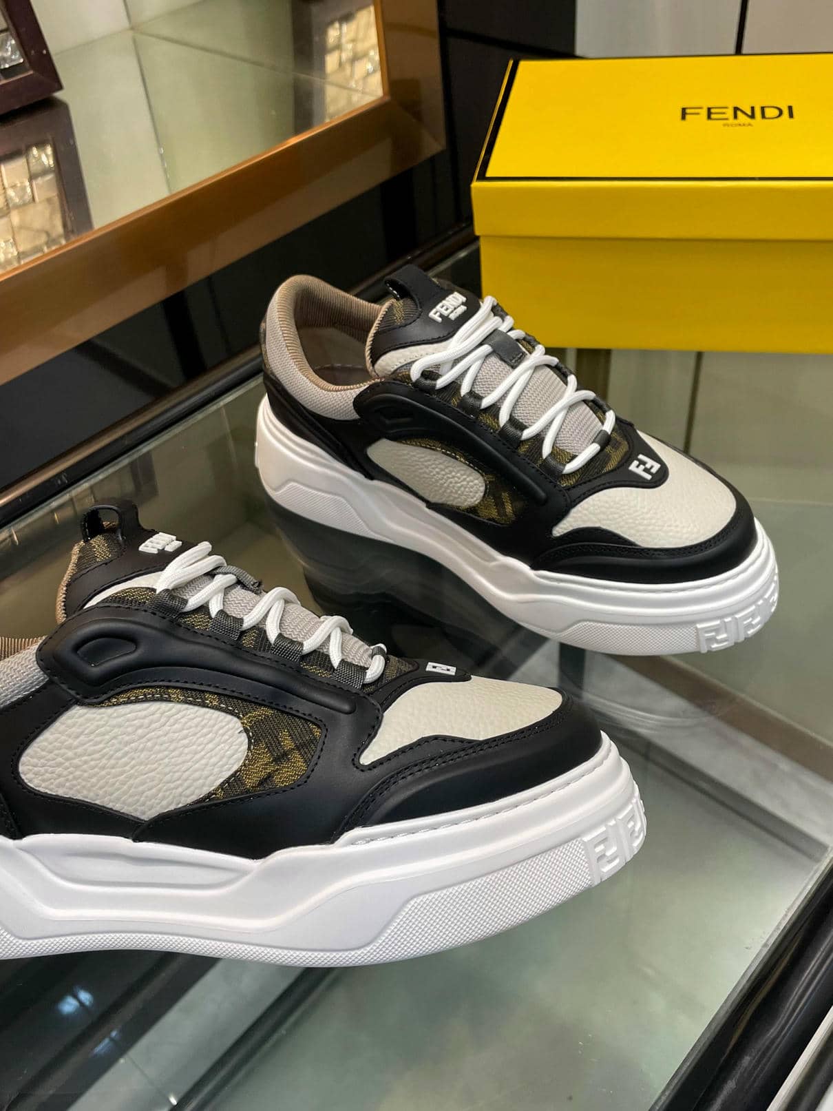 Fendi Sneaker Man-7